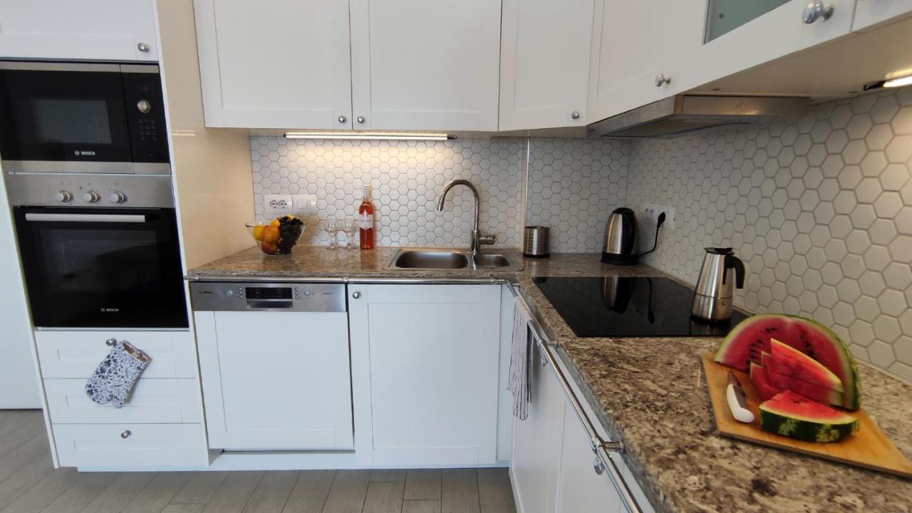 Nautilus Apartment Premium Sarande Luaran gambar